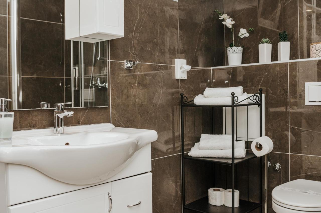 Guest house Centrooms Kovac 4*
